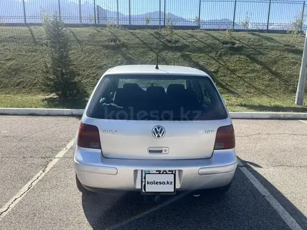 Volkswagen Golf 2001 года за 2 700 000 тг. в Алматы – фото 2