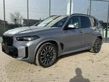 BMW X5 XDrive 40i 2025 года за 72 248 000 тг. в Уральск