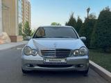 Mercedes-Benz C 200 2002 годаfor3 900 000 тг. в Шымкент