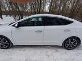 Hyundai Elantra 2019 годаүшін7 500 000 тг. в Караганда – фото 5