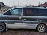 Hyundai Starex 2002 года за 1 200 000 тг. в Алматы – фото 3
