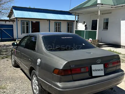 Toyota Camry 1999 года за 2 995 459 тг. в Семей – фото 3