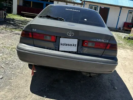 Toyota Camry 1999 года за 2 995 459 тг. в Семей – фото 4