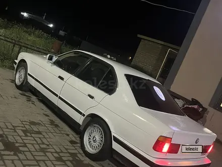 BMW 525 1990 года за 850 000 тг. в Уральск – фото 3