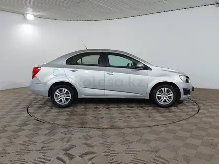 Chevrolet Aveo 2015 года за 2 480 000 тг. в Шымкент – фото 4