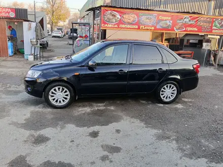 ВАЗ (Lada) Granta 2190 2013 года за 1 700 000 тг. в Алматы – фото 2