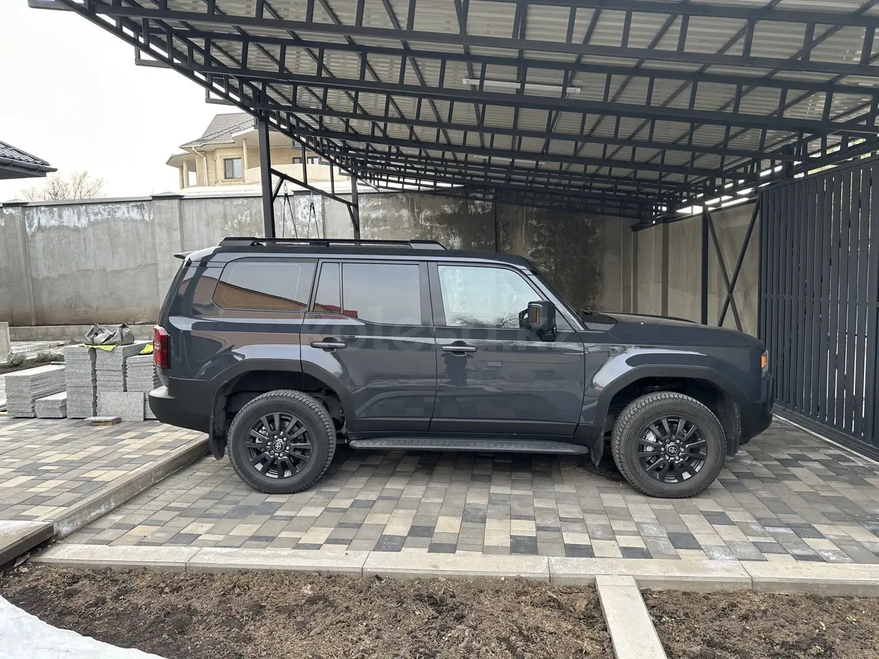 Toyota Land Cruiser Prado, 2024