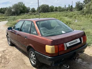 Audi 80