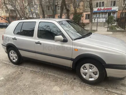 Volkswagen Golf 1995 года за 2 200 000 тг. в Тараз – фото 2