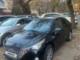 Hyundai Accent 2022 годаfor7 500 000 тг. в Алматы – фото 5