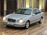 Mercedes-Benz E 200 1997 года за 3 500 000 тг. в Кызылорда – фото 2