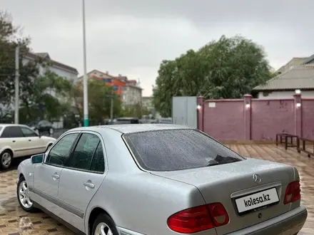 Mercedes-Benz E 200 1997 года за 3 500 000 тг. в Кызылорда – фото 12