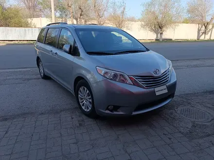 Toyota Sienna 2017 года за 11 000 000 тг. в Актобе