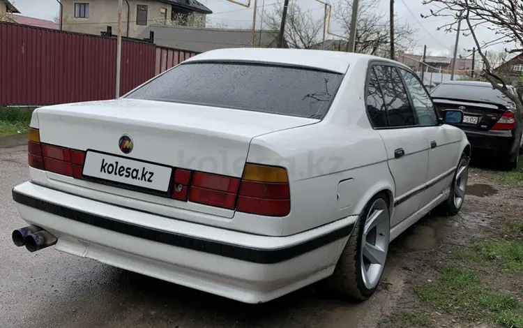 BMW 528 1992 года за 1 900 000 тг. в Алматы