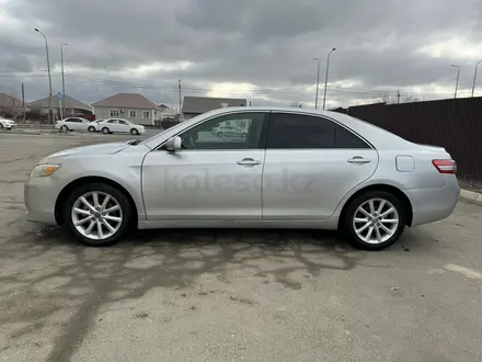 Toyota Camry 2011 года за 6 800 000 тг. в Атырау – фото 7