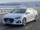 Hyundai Sonata 2019 годаfor11 000 000 тг. в Шымкент