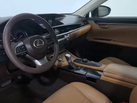 Lexus ES 350 2017 года за 11 840 000 тг. в Астана – фото 12