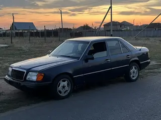 Mercedes-Benz E-Class, 1994