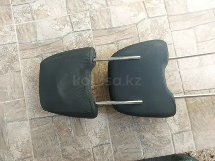 Подголовник на Subaru Forester за 15 000 тг. в Алматы – фото 2