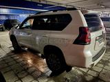 Toyota Land Cruiser Prado 2018 года за 23 500 000 тг. в Семей – фото 4