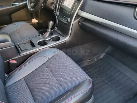 Toyota Camry 2016 года за 6 700 000 тг. в Атырау – фото 3