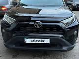 Toyota RAV4 2020 года за 14 500 000 тг. в Усть-Каменогорск – фото 3
