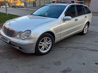 Mercedes-Benz C 180 2002 годаfor4 300 000 тг. в Петропавловск