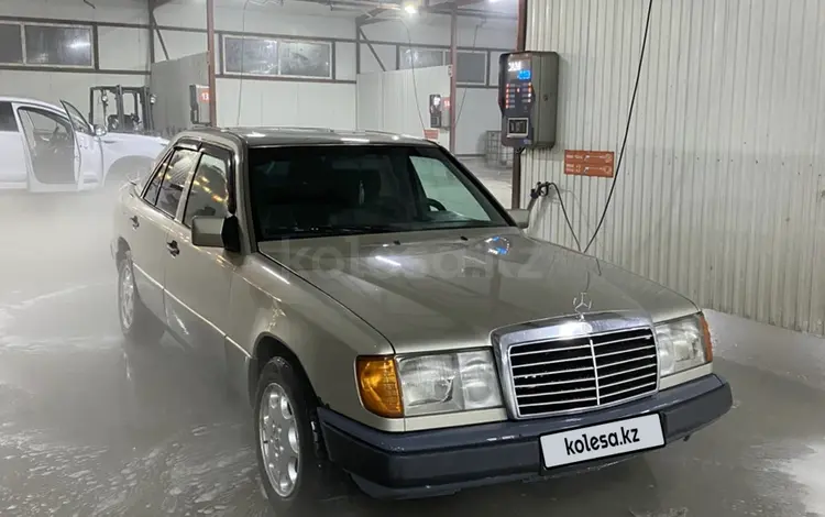 Mercedes-Benz E 200 1992 годаfor1 900 000 тг. в Кокшетау