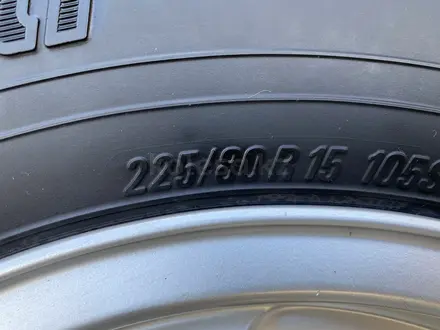 Комплект дисков с шинами за 150 000 тг. в Алматы – фото 10