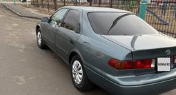 Toyota Camry 2001 годаүшін3 400 000 тг. в Шиели – фото 2