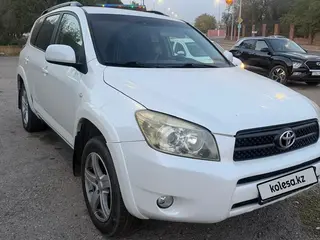 Toyota RAV4, 2007