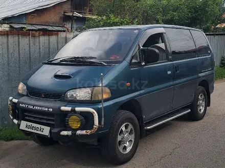 Mitsubishi Delica 1996 года за 2 600 000 тг. в Алматы