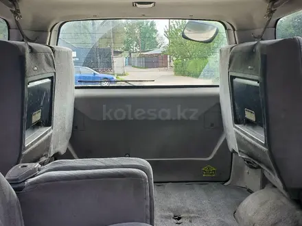 Mitsubishi Delica 1996 года за 2 600 000 тг. в Алматы – фото 4