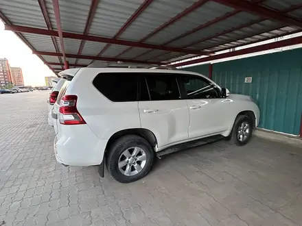 Toyota Land Cruiser Prado 2014 года за 15 900 000 тг. в Актобе – фото 4