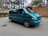 Volkswagen Multivan 1996 года за 5 000 000 тг. в Караганда