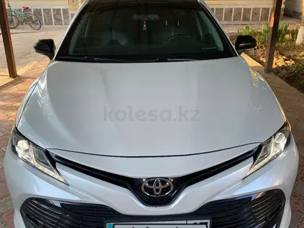 Toyota Camry 2019 года за 13 500 000 тг. в Сарыагаш – фото 3