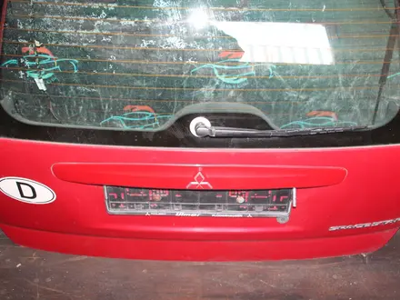 Крышка багажника на Митсубиши за 50 000 тг. в Караганда – фото 2