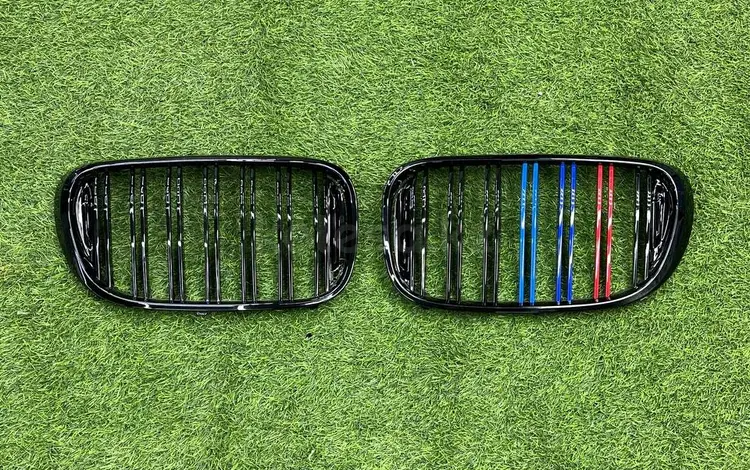 РЕШЕТКА РАДИАТОРА НА BMW G11 ДОРЕСТ за 20 000 тг. в Астана