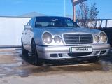 Mercedes-Benz E 280 1996 годаfor2 400 000 тг. в Атырау – фото 3