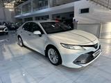 Toyota Camry 2020 года за 14 300 000 тг. в Шымкент – фото 3