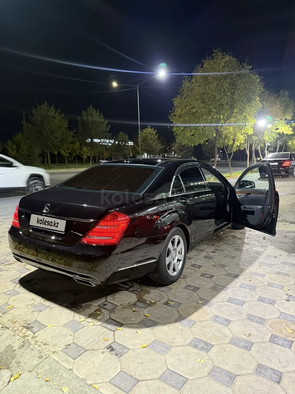 Mercedes-Benz S-Class, 2010