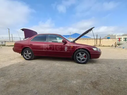 Toyota Camry 1998 года за 3 200 000 тг. в Актау – фото 3