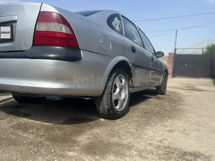 Opel Vectra 1996 года за 750 000 тг. в Шымкент – фото 4