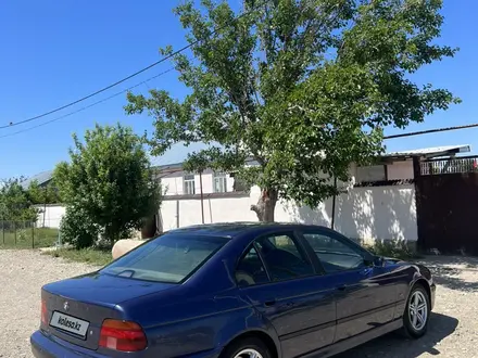 BMW 528 1997 года за 2 850 000 тг. в Тараз – фото 3