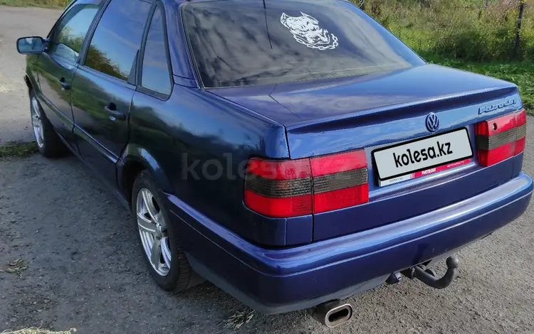 Volkswagen Passat 1994 годаfor1 900 000 тг. в Петропавловск