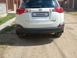 Toyota RAV4 2013 года за 8 500 000 тг. в Актобе – фото 2