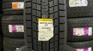 Зимние шины без шипов Dunlop Winter Maxx SJ8 265/55 R20 102R за 250 000 тг. в Алматы