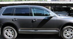 Volkswagen Touareg 2008 года за 7 500 000 тг. в Алматы – фото 3