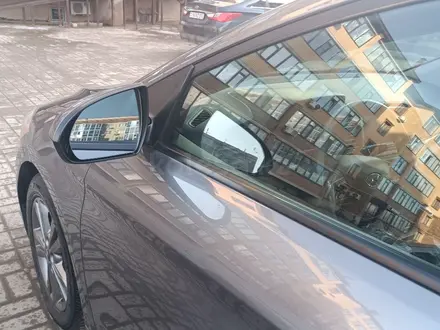 Hyundai Elantra 2018 года за 4 285 000 тг. в Уральск – фото 2