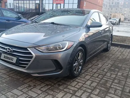 Hyundai Elantra 2018 года за 4 285 000 тг. в Уральск – фото 3